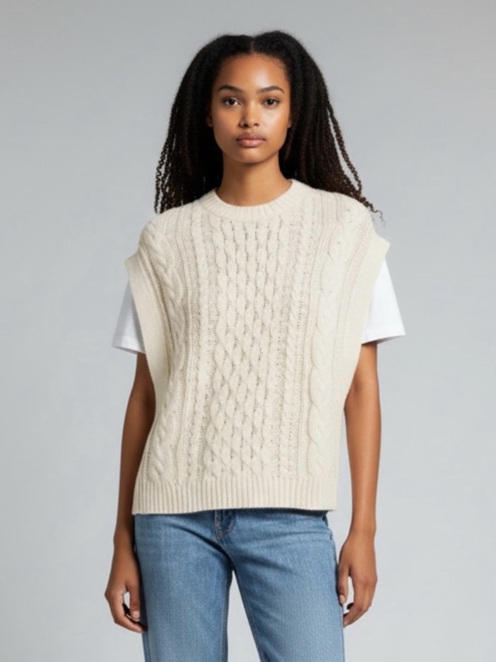 NWT, Bloomingdale’s Cable Knit Oversized Sleeveless Sweater Vest, Cream, Size XS